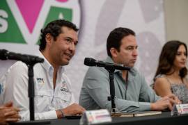 El director del Instituto Municipal de Movilidad Urbana Sostenible (izq.), destacó que se estudian alternativas como “ciclocarriles” y la incorporación de carriles para pequeños vehículos eléctricos, priorizando la seguridad de ciclistas y peatones.