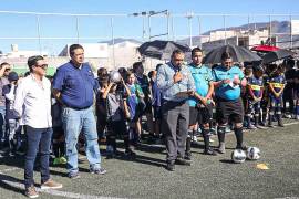 Autoridades deportivas realizaron la patada inaugural del torneo en las instalaciones de Rancho Seco.