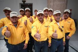 Brigadistas en entrenamiento para enfrentar incendios forestales en Coahuila.