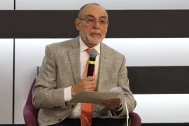 El hoy exconsejero electoral Jaime Rivera considera que, si el árbitro en el juego de las elecciones se subordina ante una fuerza política o el gobierno en turno, “la democracia queda en entredicho”.