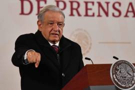 López Obrador no dejó pasar la oportunidad de criticar a sus opositores porque hay algunos que se la pasan “arrancándoles las hojas al almanaque” para que termine su gobierno.
