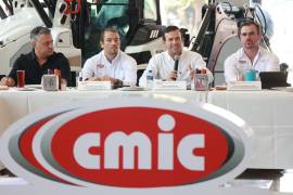 Los constructores expusieron los principales retos que enfrenta la industria en la región.