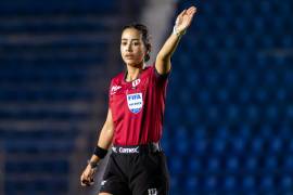 Katia Itzel García, destacada árbitra, se ha convertido en un referente dentro y fuera de la Liga MX Femenil.