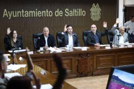 Celebra Ayuntamiento de Saltillo sesión de Cabildo en la que se aprobaron solicitudes de licencia.