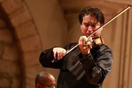 El violinista Sebastián García interpretó la obra de Bach, consolidándose como una de las figuras jóvenes más destacadas de la música en Coahuila.