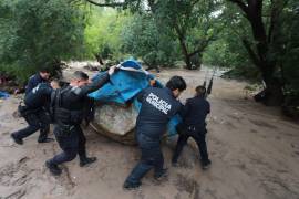Autoridades exhortaron a la ciudadanía a evitar zonas con acumulación de agua y conducir con precaución.