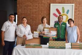 Representantes del DIF Torreón, Mejora Coahuila y otras instancias participaron en la entrega de los paquetes educativos destinados a los menores de Casa Nana.