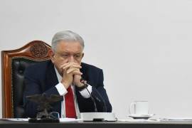 De acuerdo con lo expuesto por el periodista Carlos Loret de Mola en su columna de hoy, López Obrador no habría podido cumplir con su promesa de ofrecer una alternativa a los jóvenes y evitar que el crimen los integrara a sus filas.