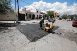 El Municipio informó que mantiene labores de rehabilitación de pavimento en diferentes sectores de Saltillo.