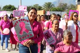 La presidenta honoraria del DIF, Esmeralda Flores de Juárez, encabezó la actividad.