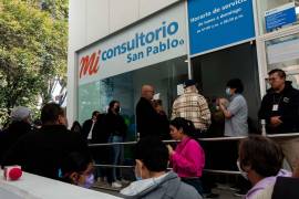 En México hay un promedio de 2.5 consultorios de medicina general en unidades públicas por cada 10 mil habitantes, de acuerdo con el último informe publicado por el Coneval.
