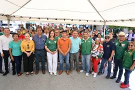 Autoridades municipales dieron el banderazo de arranque a los trabajos de recarpeteo sobre la calle Héroe de Nacozari, una vialidad que durante años presentó severo deterioro y constantes quejas por parte de los habitantes del sector.