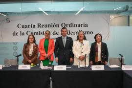 El senador coahuilense Gabriel Elizondo Pérez encabezó la cuarta reunión ordinaria de la Comisión de Federalismo del Senado de la República.