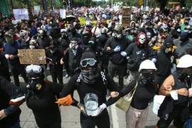 Los participantes informaron que esta situación motivó la decisión de suspender la marcha.