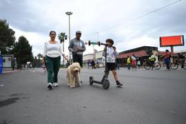 Familias saltillenses acudieron este domingo a la Ruta Recreativa para caminar, ejercitarse y disfrutar de actividades al aire libre.