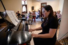 El concierto didáctico “Nocturno a Chopin” acercó al público a la obra del compositor polaco mediante una propuesta musical y formativa.