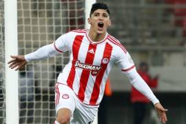 Alan Pulido ya es de Chivas y costó un dineral