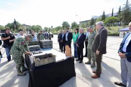 El alcalde José María Fraustro Siller presenció la destrucción de armas en la Sexta Zona Militar.