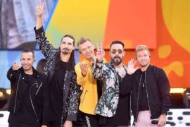 Derrumbe de plataforma en show de Backstreet Boys deja hay 14 heridos