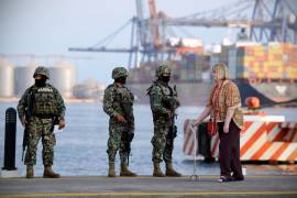 'Reforma no busca militarizar puertos'