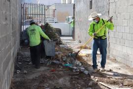 Este martes se atendieron los callejones del fraccionamiento Nuevo Mirasierra, al oriente de Saltillo, por instrucción del alcalde Javier Díaz González