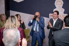 Legado. El alcalde enfatizó además la forma en que Torres enfrentó los retos de la industria audiovisual.