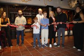 Con el corte de listón realizado este martes, Il Conde y Hugos La Juerta reabrieron sus puertas frente a la Alameda Zaragoza, donde buscan impulsar nuevamente la actividad del Centro Histórico.