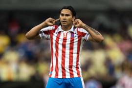 El 'Gullit' no va solo, serían tres mexicanos en el Rangers