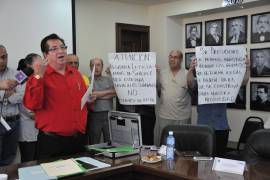 Locatarios del Centro Comercial OMNI piden intervención del Ayuntamiento de Monclova para resolver conflicto