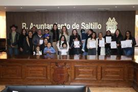 Catorce niñas y niños con autismo accedieron a hipoterapias en Saltillo.