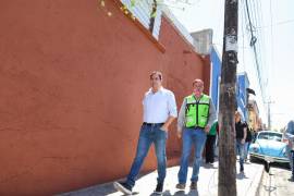 Saltillo: calle Miguel Hidalgo se transforma con programa municipal de embellecimiento urbano