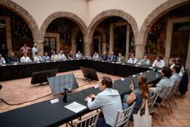 El alcalde Javier Díaz González encabezó la reunión con empresarios y especialistas para detallar los avances del Proyecto de Revitalización del Distrito Centro.