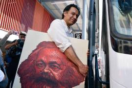 El show de Marx Arriaga tras su despido de la SEP provocó una ola de reacciones en las redes sociales.