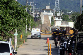 Vinculan a proceso a tres custodios por riña en penal de Acapulco