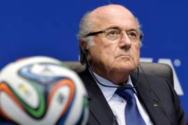 Blatter fue un &quot;irresponsable&quot; con Platini, según tribunal