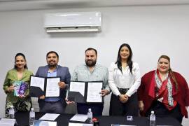 La Canirac Laguna y el Instituto Electoral de Coahuila firmaron un convenio de colaboración.
