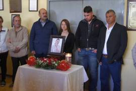 &quot;Gaby Kobel, te amaré siempre”, dice esposo de alcaldesa de Juárez en homenaje póstumo