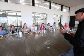 Autoridades mexicanas y argentinas durante la presentación de la oferta turística y comercial.