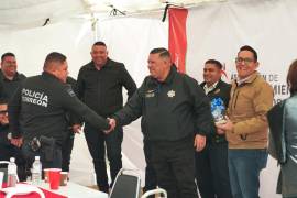 Elementos de la Policía Municipal de Torreón fueron reconocidos por la Asociación de Fraccionamientos Organizados, resaltando su labor en la seguridad de la comunidad.