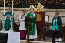 Cardenal Rivera celebró su última misa en Catedral