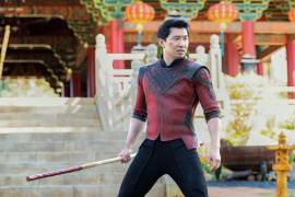 Tres años después, Disney y Marvel lo vuelven a hacer, pero ahora con “Shang Chi y la Leyenda de los Diez Anillos”, la cual pasará a la historia por ser la primera película de la compañía con un superhéroe de descendencia asiática.