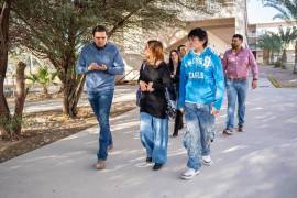 : Autoridades municipales y estudiantes acordaron acciones conjuntas para fortalecer la educación ambiental.