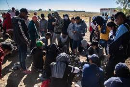 Autoridades rescataron a 147 migrantes de diferentes nacionalidades secuestrados en Ciudad Juárez, Chihuahua.
