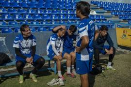 Para jóvenes como Juan Pablo y Manuel, el fútbol representa una carrera contra el reloj para alcanzar el profesionalismo antes de los 35 años y una lucha diaria para evitar ser reclutados por el narcotráfico.