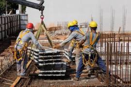 La concentración de exportaciones hacia Estados Unidos sigue siendo dominante, con 78.4% de las envíos, aunque Canadá gana terreno con un crecimiento de 18% en el primer semestre.