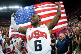 LeBron James no quita el dedo del renglón para estar con la Selección de Estados Unidos rumbo a los Juegos Olímpicos.