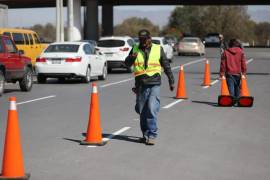 La delimitación de carriles dará seguridad a quienes transitan por la vialidad.