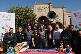 La Plaza Manuel Acuña fue el escenario de los festejos del Mercado Juárez.