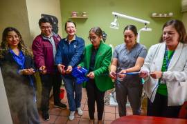 El Tecnológico de Saltillo inauguró un consultorio dental para estudiantes y trabajadores. La doctora Alethia D’Rivera Saucedo estará a cargo de la atención odontológica en el plantel.