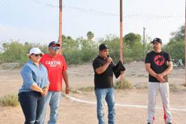 Inicia con toda la energía liga municipal de softball ‘Bola puesta’ en Sabinas